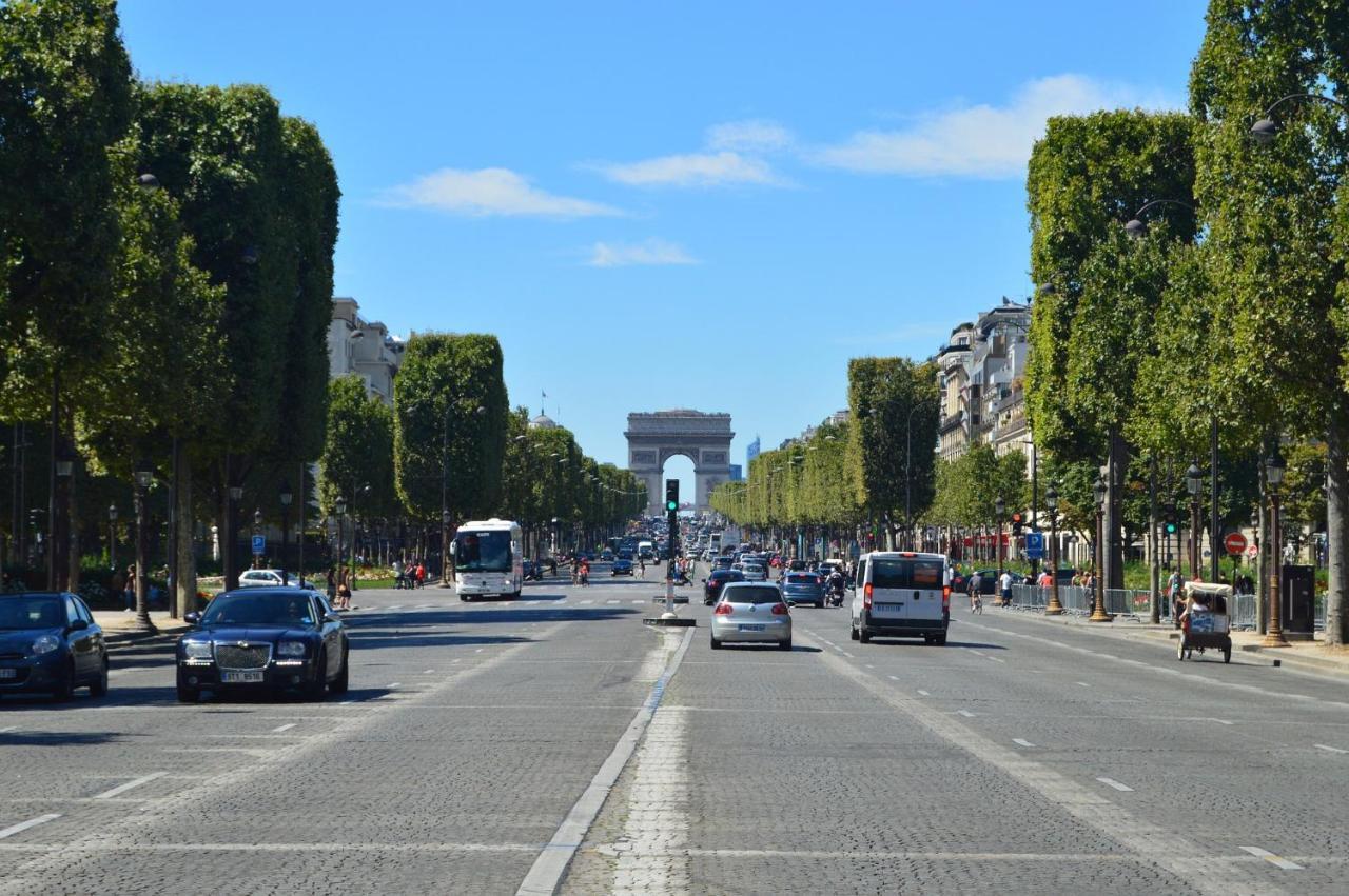 Arc De Triomphe - Foch Palace Paris Luaran gambar