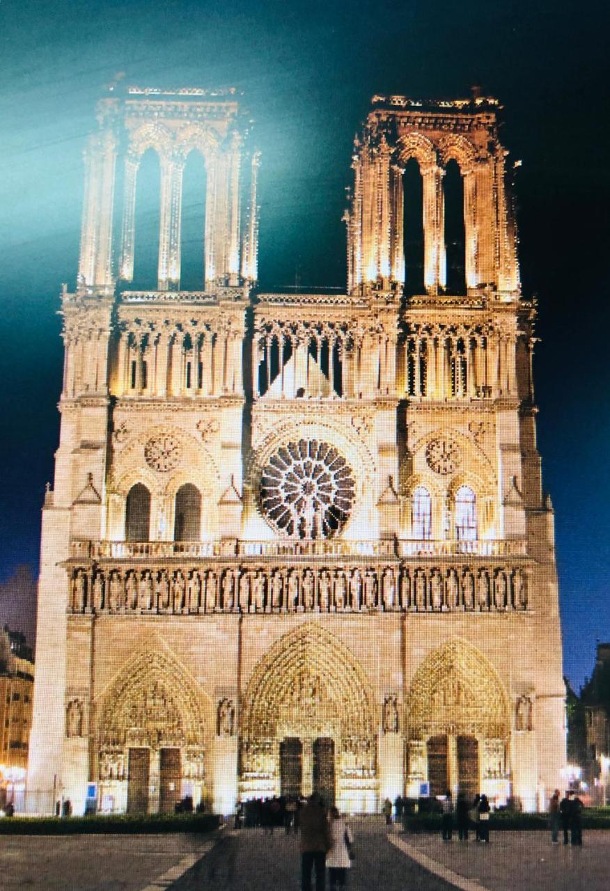 Arc De Triomphe - Foch Palace Paris Luaran gambar